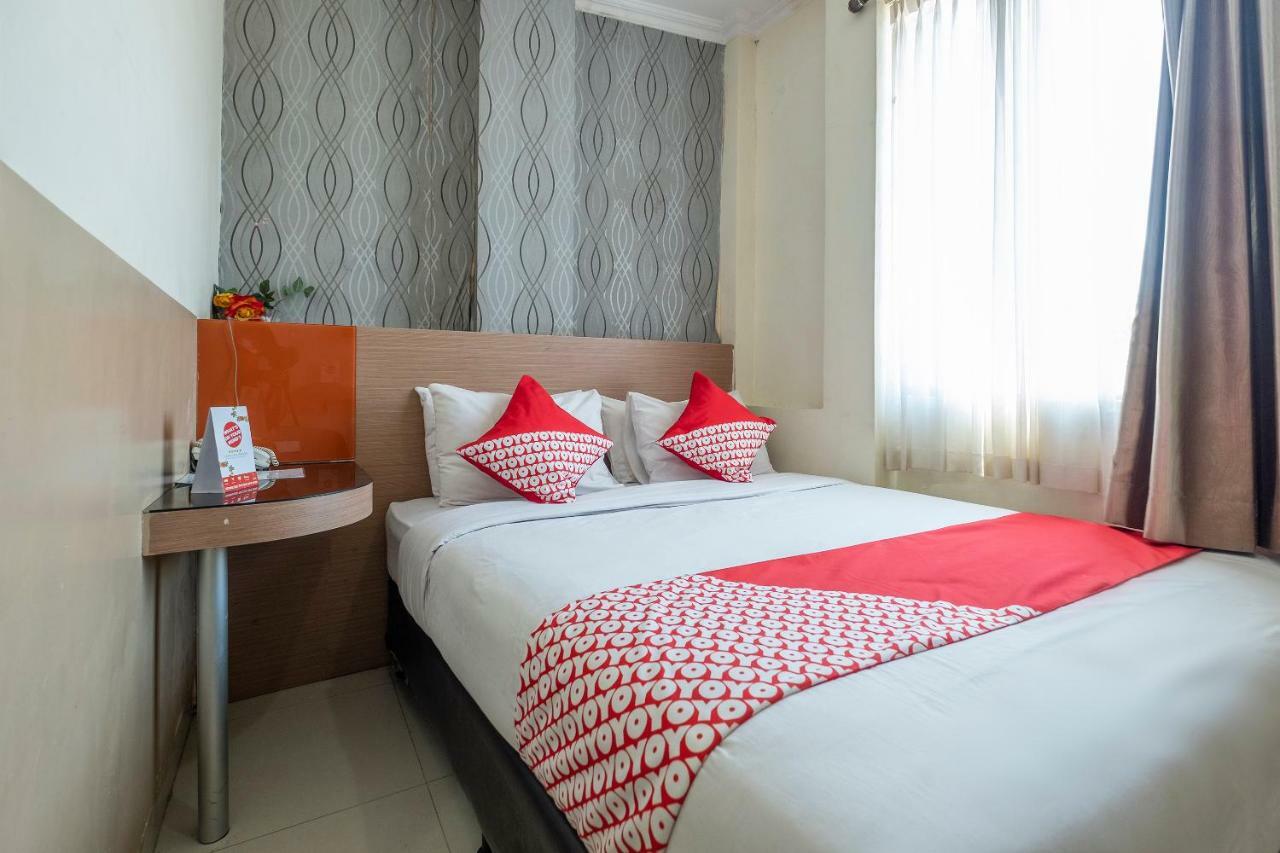 Oyo 1560 Capital Hotel Makassar