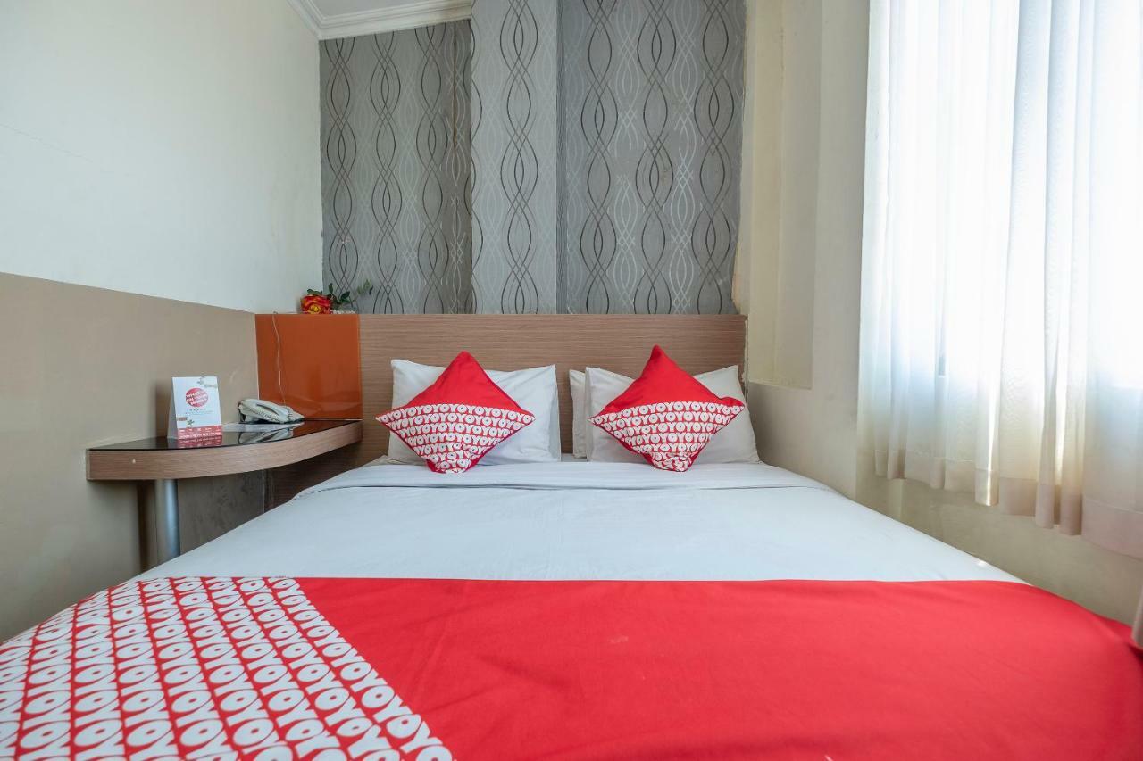 Hotel Oyo 1560 Capital 2*