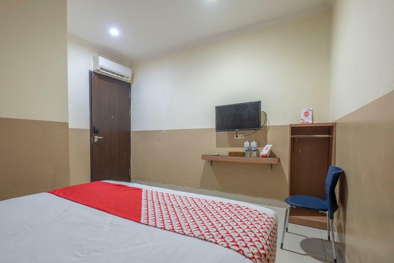 Oyo 1560 Capital Hotel Makassar